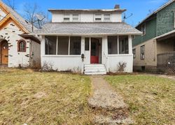 Pre-foreclosure in  MAPLEWOOD AVE Lansing, MI 48910