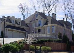 Pre-foreclosure in  MOOR PARK RUN Duluth, GA 30097