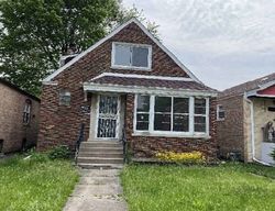 Pre-foreclosure in  S WENTWORTH AVE Riverdale, IL 60827