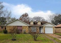 Pre-foreclosure in  LAZY BROOK LN La Porte, TX 77571