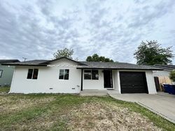 Pre-foreclosure in  GILLINGHAM WAY North Highlands, CA 95660