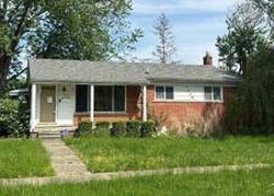 Pre-foreclosure in  GARDEN ST Westland, MI 48185