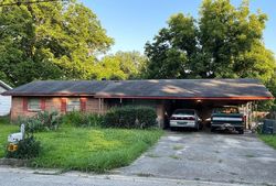 Pre-foreclosure in  STARLIGHT DR Vicksburg, MS 39180