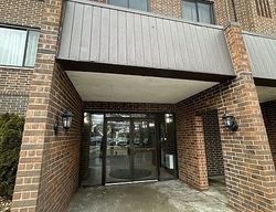 Pre-foreclosure in  PARK AVE  Calumet City, IL 60409