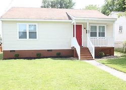 Pre-foreclosure in  WARWICK AVE Richmond, VA 23224