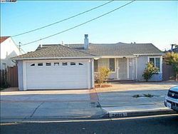 Pre-foreclosure in  PONTIAC ST Hayward, CA 94544