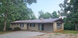 Pre-foreclosure in  SMITH HEIGHTS RD Paris, TN 38242