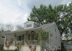 Pre-foreclosure in  W HAZELHURST ST Ferndale, MI 48220