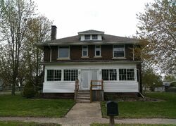  E North St, Ridge Farm IL