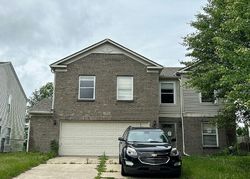 Pre-foreclosure in  BRIDLEWOOD DR Franklin, IN 46131