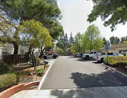 Pre-foreclosure in  PLEASANT WAY UNIT M Thousand Oaks, CA 91362