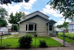 Pre-foreclosure in  EDMUND AVE Saint Paul, MN 55104