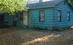 Pre-foreclosure in  W WHARTON ST Roseburg, OR 97471