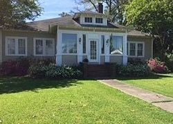 Pre-foreclosure in  S LINCOLN ST Tallulah, LA 71282