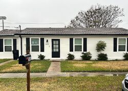  Pecan Dr, Chalmette LA