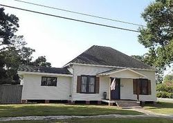 Pre-foreclosure in  E 2ND ST Crowley, LA 70526