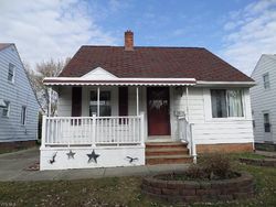 Pre-foreclosure in  BENHOFF DR Maple Heights, OH 44137