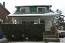 Pre-foreclosure in  MOUNTVIEW AVE Cleveland, OH 44104