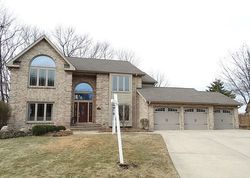 Pre-foreclosure in  S TWIN OAK CT Homer Glen, IL 60491