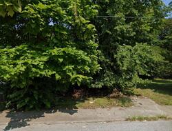 Pre-foreclosure in  LINWOOD AVE Cleveland, OH 44103