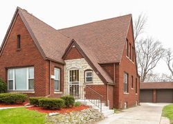 Pre-foreclosure in  HIGHLAND ST Calumet City, IL 60409