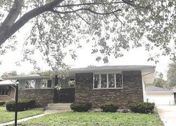 Pre-foreclosure in  191ST PL Lansing, IL 60438