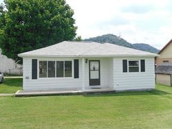 Pre-foreclosure in  SUNRISE ALY South Shore, KY 41175