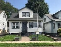 Pre-foreclosure in  HILLCREST TER Union, NJ 07083