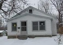 Pre-foreclosure in  N HUTTIG AVE Independence, MO 64053