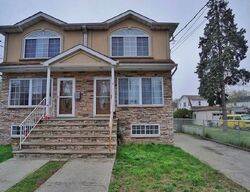 Pre-foreclosure in  MARTINEAU ST Staten Island, NY 10303