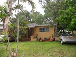 Pre-foreclosure in  SW 67TH TER Hollywood, FL 33023