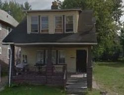 Pre-foreclosure in  DOVE AVE Cleveland, OH 44105
