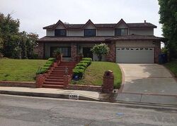 Pre-foreclosure Listing in GAYLE DR TARZANA, CA 91356