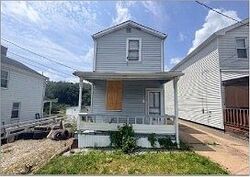 Pre-foreclosure in  SHORT ST Elrama, PA 15038