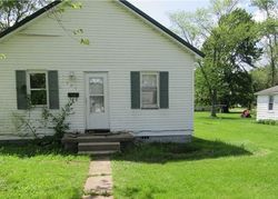 Pre-foreclosure in  SW 2ND ST Casey, IL 62420