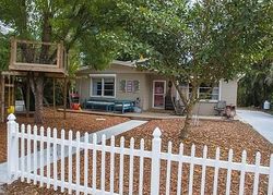 Pre-foreclosure in  LINHART AVE Fort Myers, FL 33901