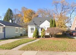 Pre-foreclosure in  ETOWAH AVE Royal Oak, MI 48067
