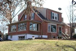 Pre-foreclosure in  MAPLE LN Ft Mitchell, KY 41017