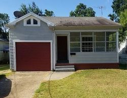 Pre-foreclosure in  FULTON ST Shreveport, LA 71109