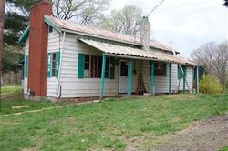 Pre-foreclosure in  ELLIS RD Hebron, KY 41048