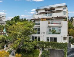 Pre-foreclosure in  W WEST KNOLL DR UNIT 101 West Hollywood, CA 90069