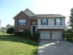 Pre-foreclosure in  STRIKE THE GOLD DR Burlington, KY 41005