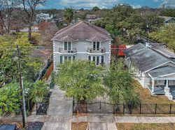 Pre-foreclosure in  HOUSTON AVE APT A Houston, TX 77009