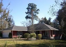 Pre-foreclosure in  NW 199TH AVE Alachua, FL 32615