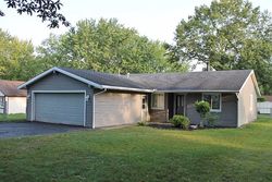 Pre-foreclosure in  WILSON RD Danville, IL 61834