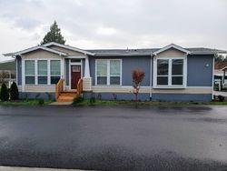 Pre-foreclosure in  BRIDGE LOOP Lafayette, OR 97127