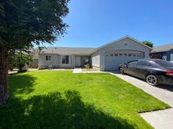 Pre-foreclosure in  E 3RD ST Parlier, CA 93648