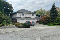 Pre-foreclosure in  NE 122ND ST Kirkland, WA 98034