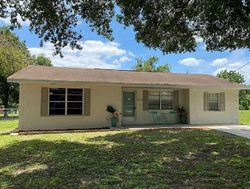 Pre-foreclosure in  PRAIRIE BEND LN Lakeland, FL 33812