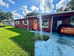 Pre-foreclosure in  HOLLYBERRY DR Orlando, FL 32812